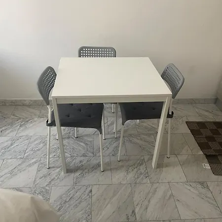 Charming In The Center Апартаменты Милан