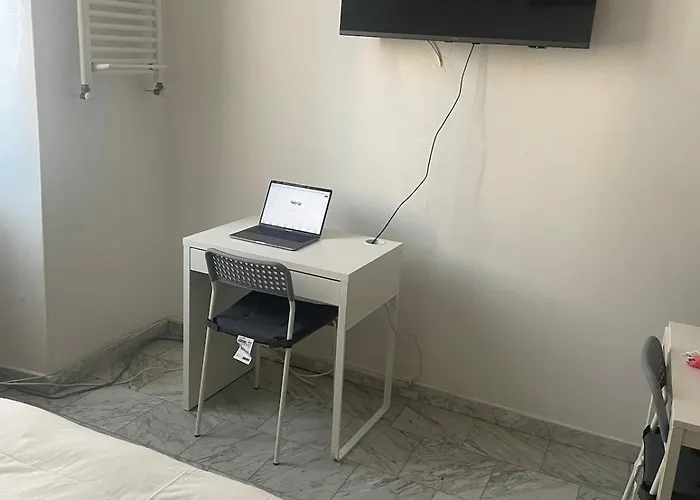 Charming In The Center Mediolan